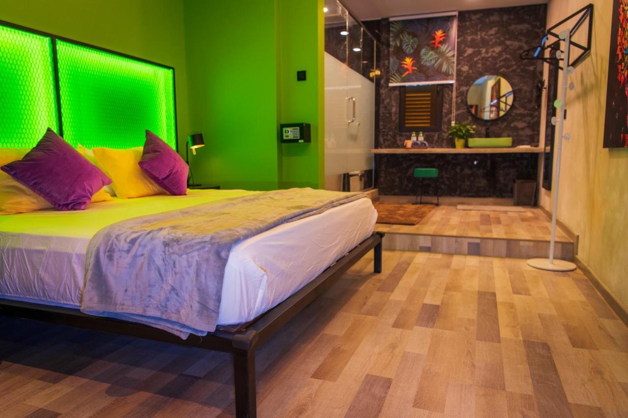 Attic Hotel Τζωρτζ Τάουν Εξωτερικό φωτογραφία